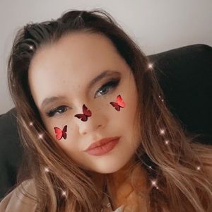 Meet your Posher, Janet